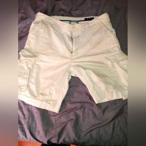 Daniel Cremieux Men's Khaki Cargo Short ( size 36)